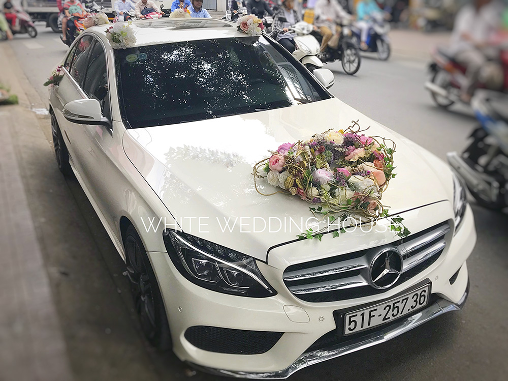 Trang trí xe hoa lụa
