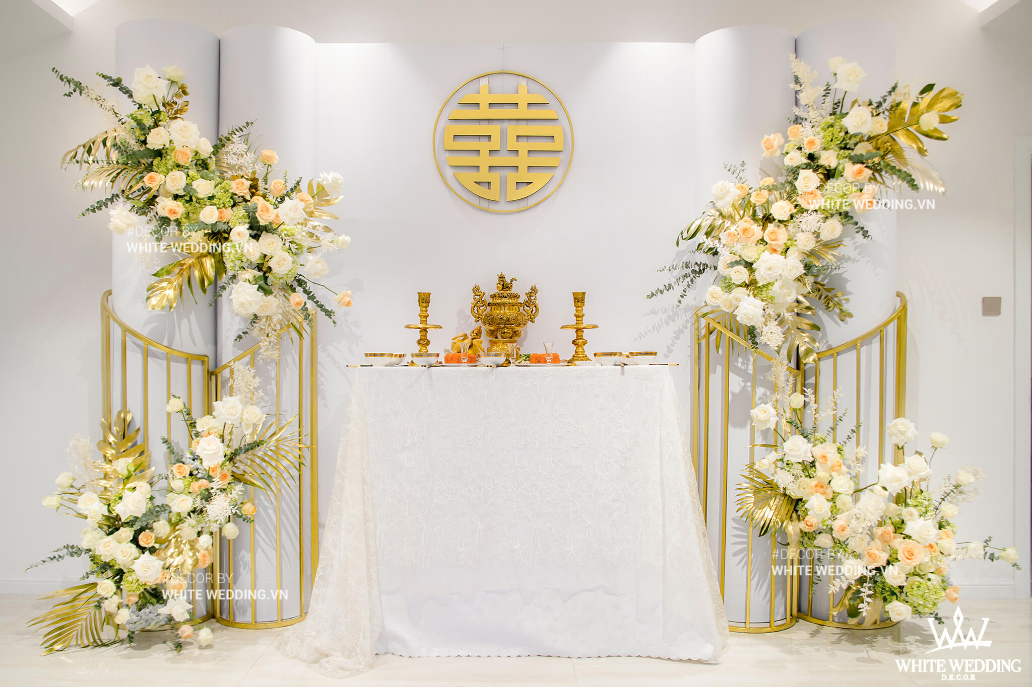 ELEGANT GOLDEN – WHITE WEDDING Decor & More