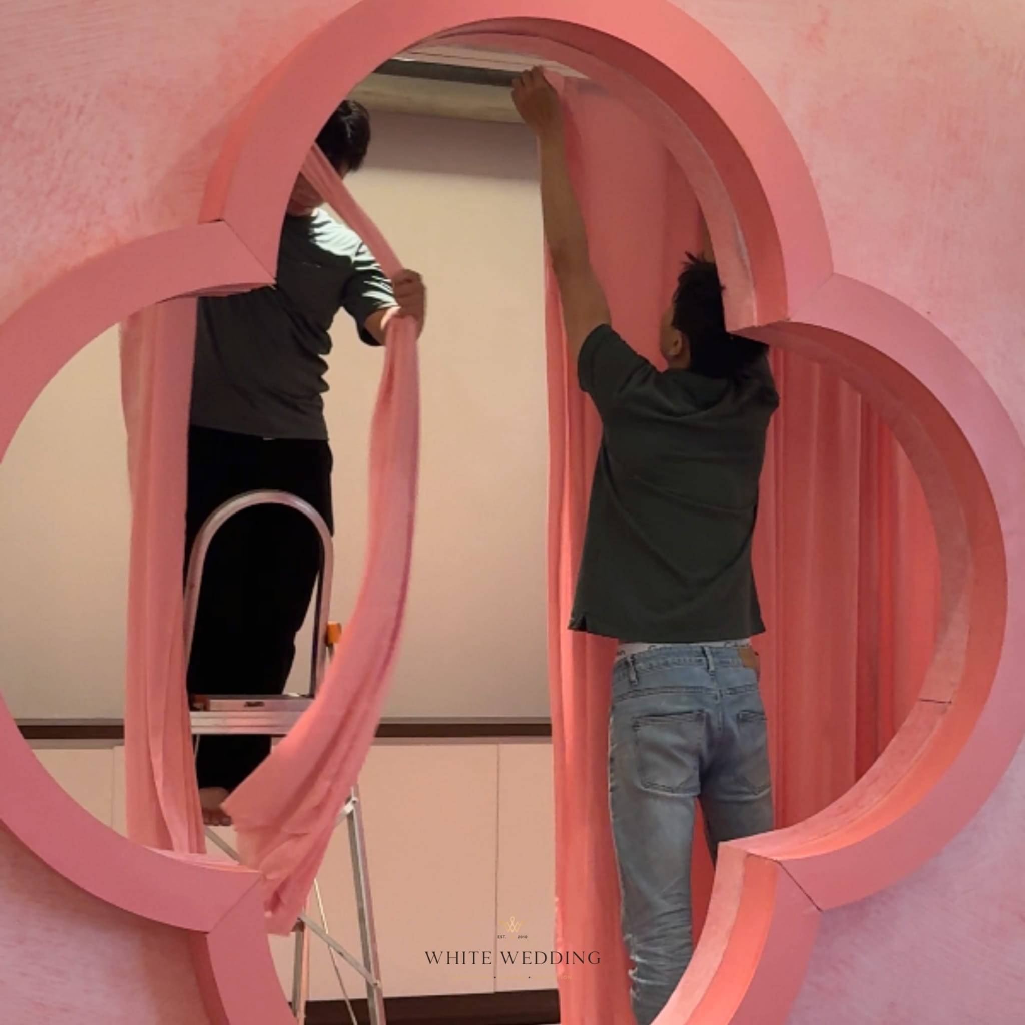 Hồng Môn Hoa Viên 11 batch trang tri le gia tien hong mon hoa vien white wedding 3