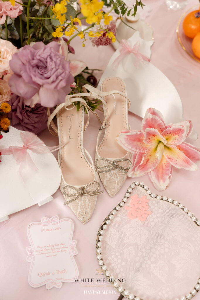 Nơ & Mèo 15 batch trang tri le gia tien no va meo white wedding 13