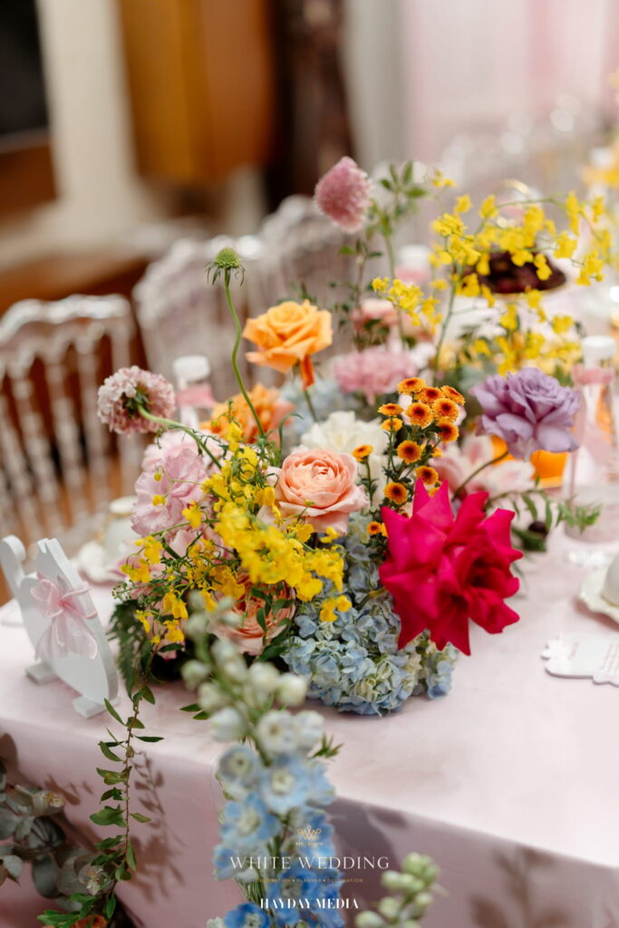 batch trang tri le gia tien no va meo white wedding 18 2