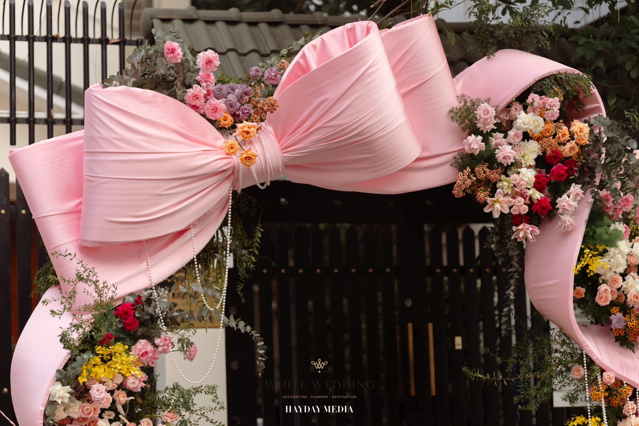 Nơ & Mèo 13 batch trang tri le gia tien no va meo white wedding 31 1