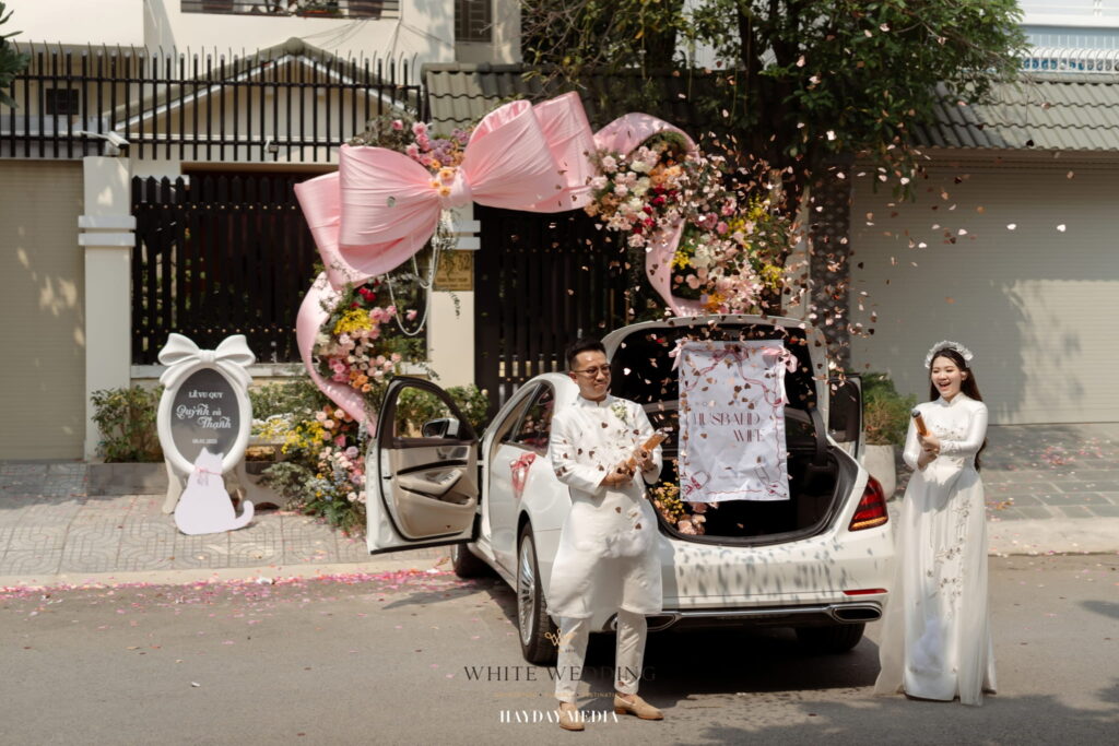 Nơ & Mèo 28 batch trang tri le gia tien no va meo white wedding 45