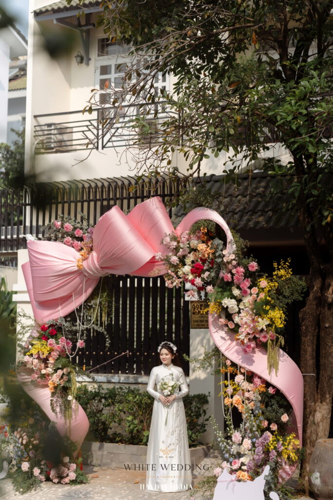 Nơ & Mèo 24 batch trang tri le gia tien no va meo white wedding 6