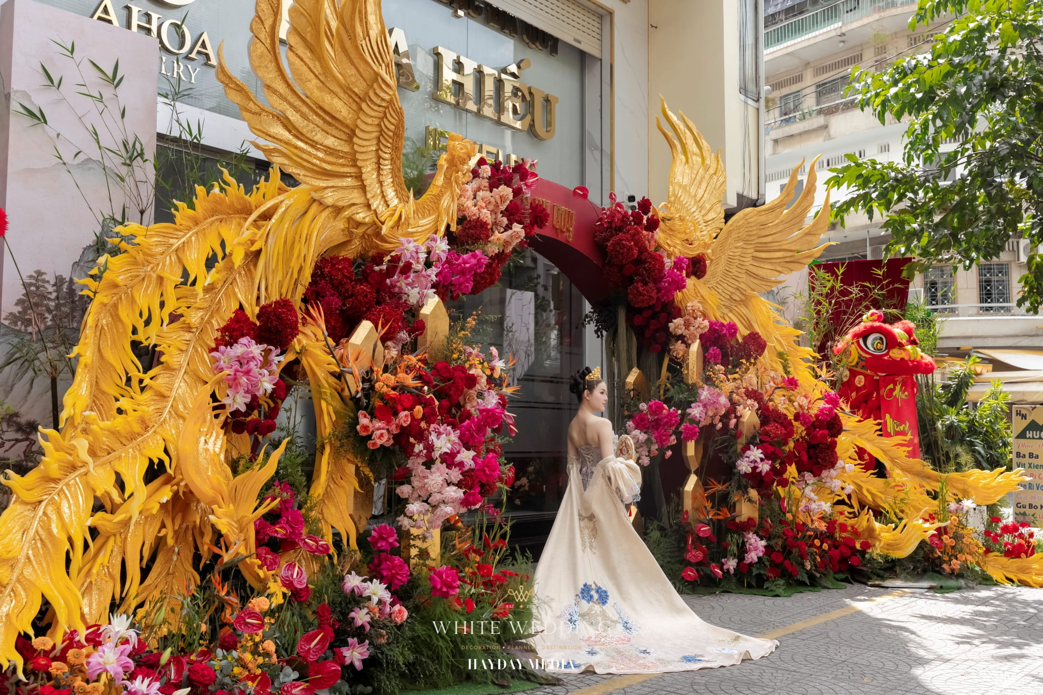 batch trang tri le gia tien song phung chau nguyet white wedding 25 1