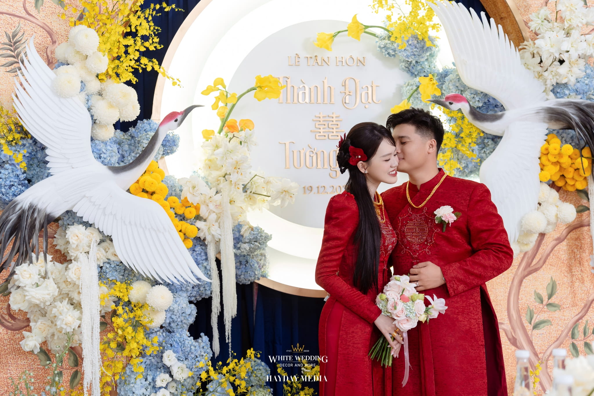 Se Duyên 11 trang tri le gia tien se duyen white wedding 19