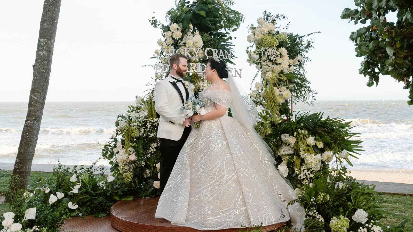 Destination Wedding Tại Việt Nam: Hướng Dẫn Tổ Chức & Top Địa Điểm