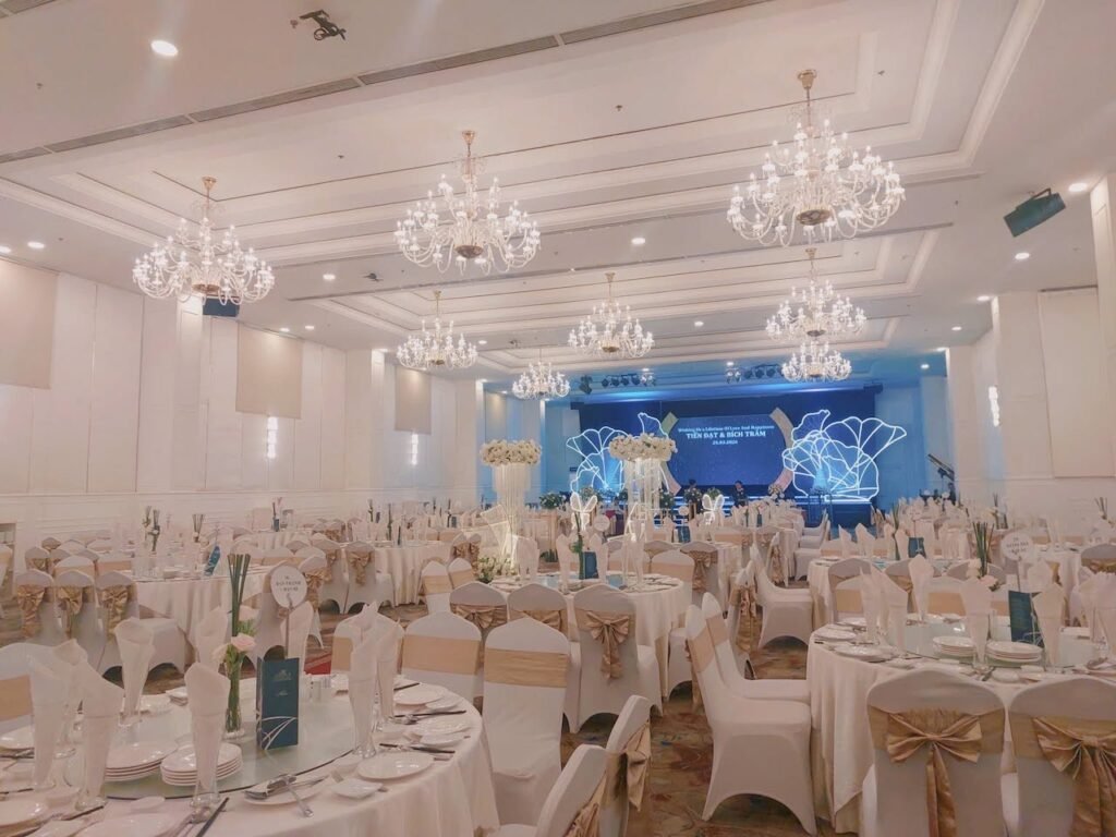 the adora grand view 1