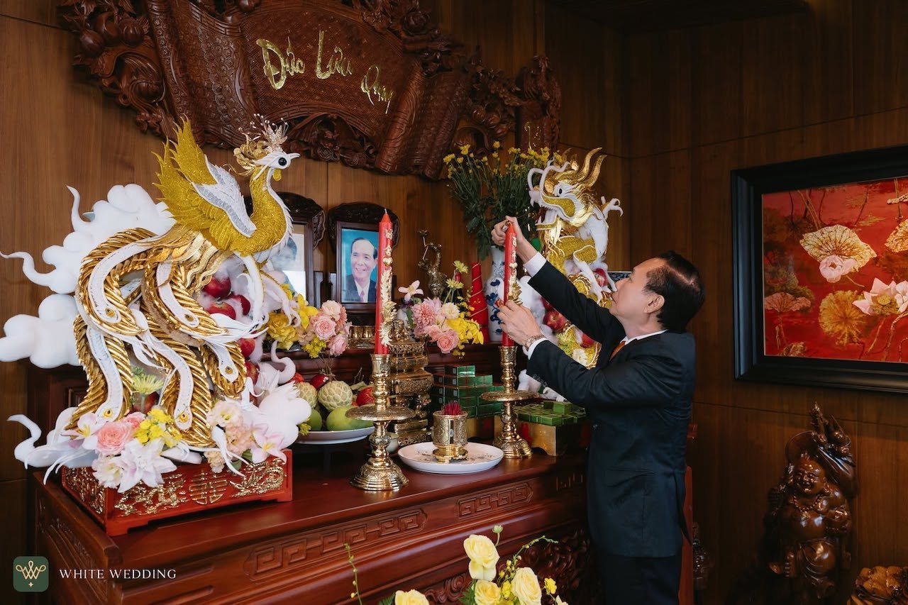 trang tri ban tho gia tien - white wedding - 8