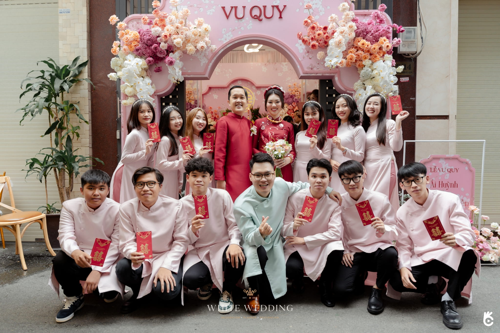 Elegantly Sweet 17 trang tri le gia tien elegantly sweet white wedding 16 1