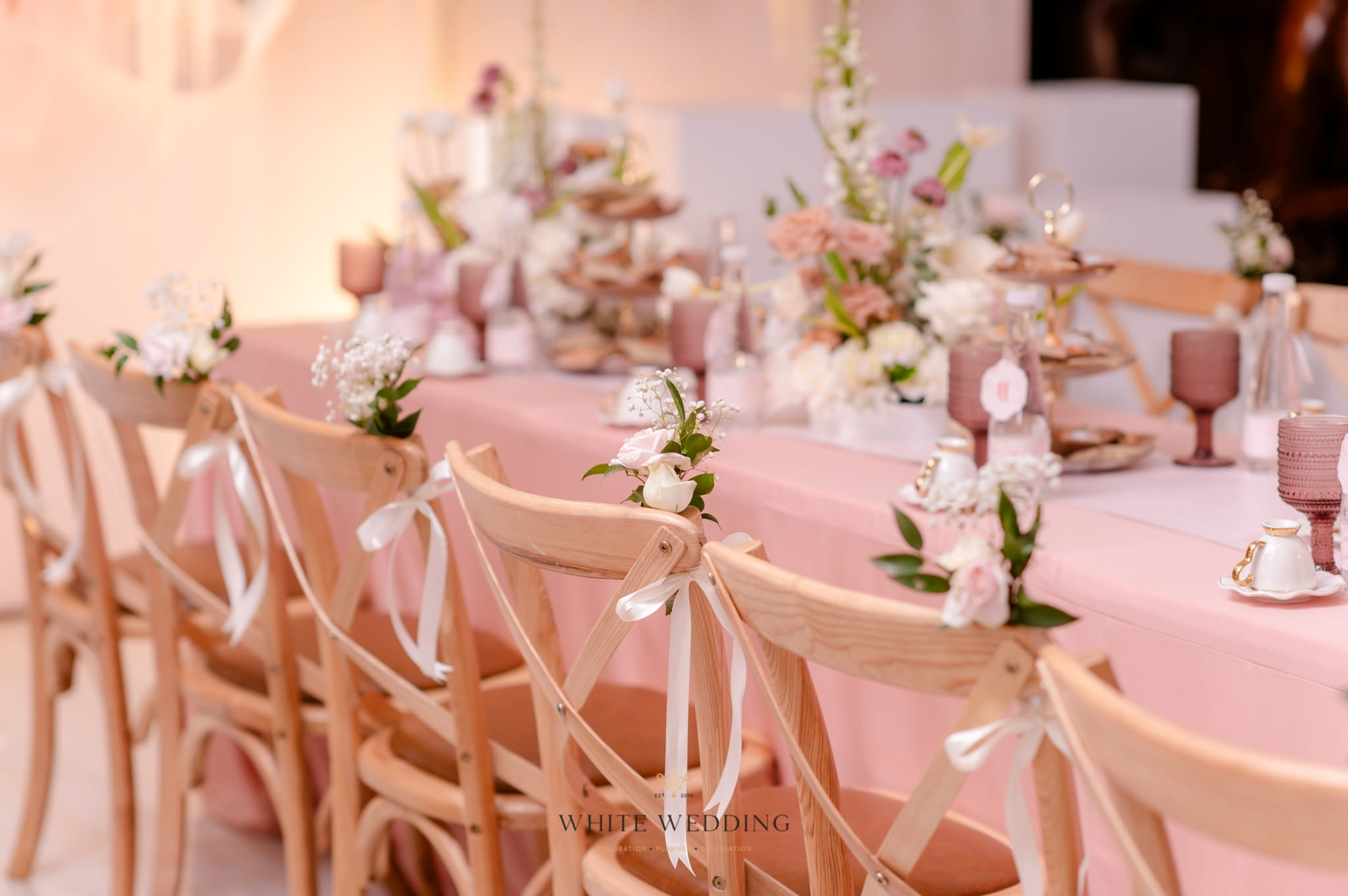 Sunset Peach 13 trang tri le gia tien sunset peach white wedding 3