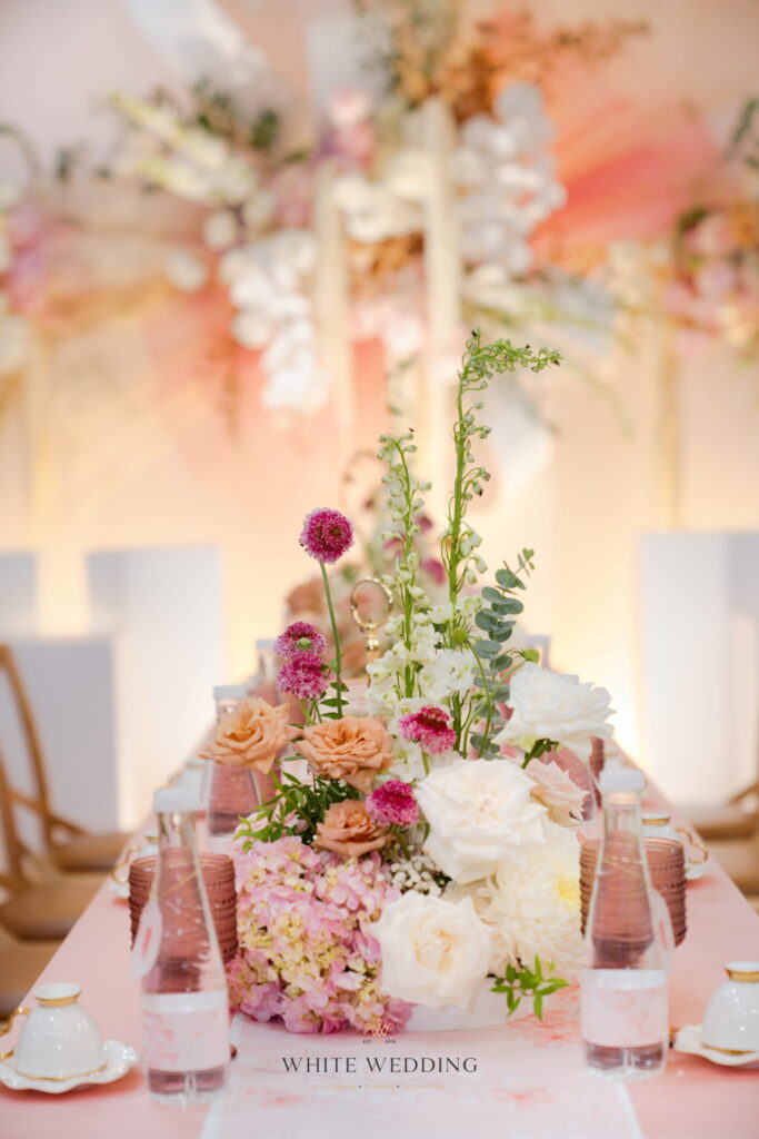 Sunset Peach 18 trang tri le gia tien sunset peach white wedding 44