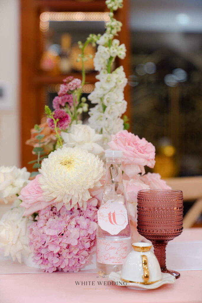 Sunset Peach 17 trang tri le gia tien sunset peach white wedding 49