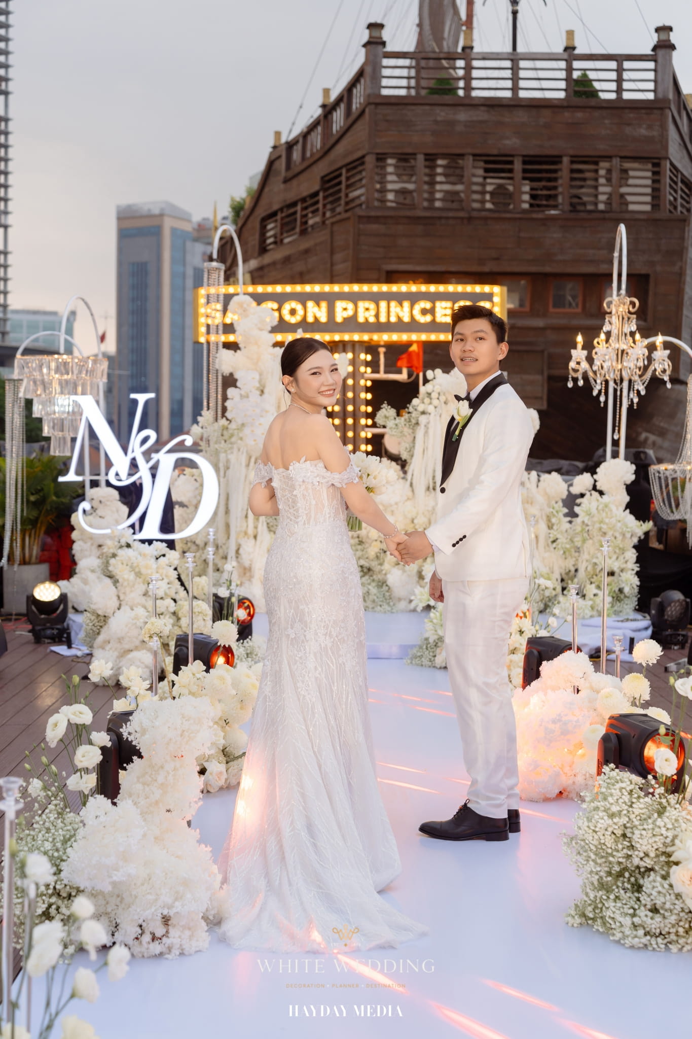 trang tri tiec cuoi dear my princess white wedding 33