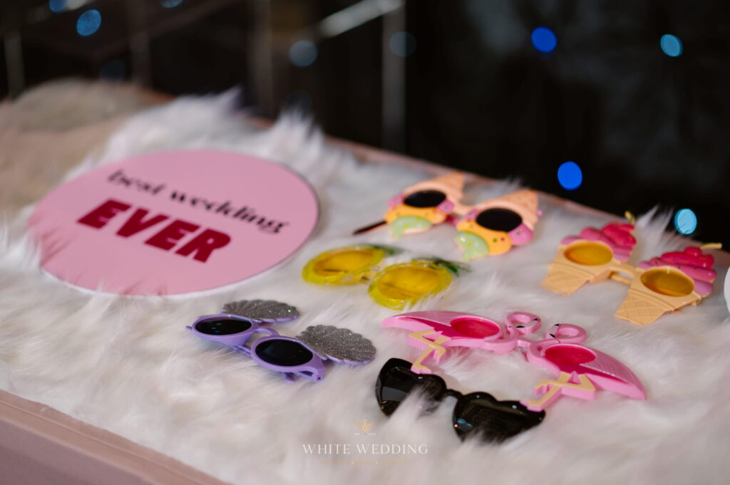 trang tri tiec cuoi floating to the heaven white wedding 108