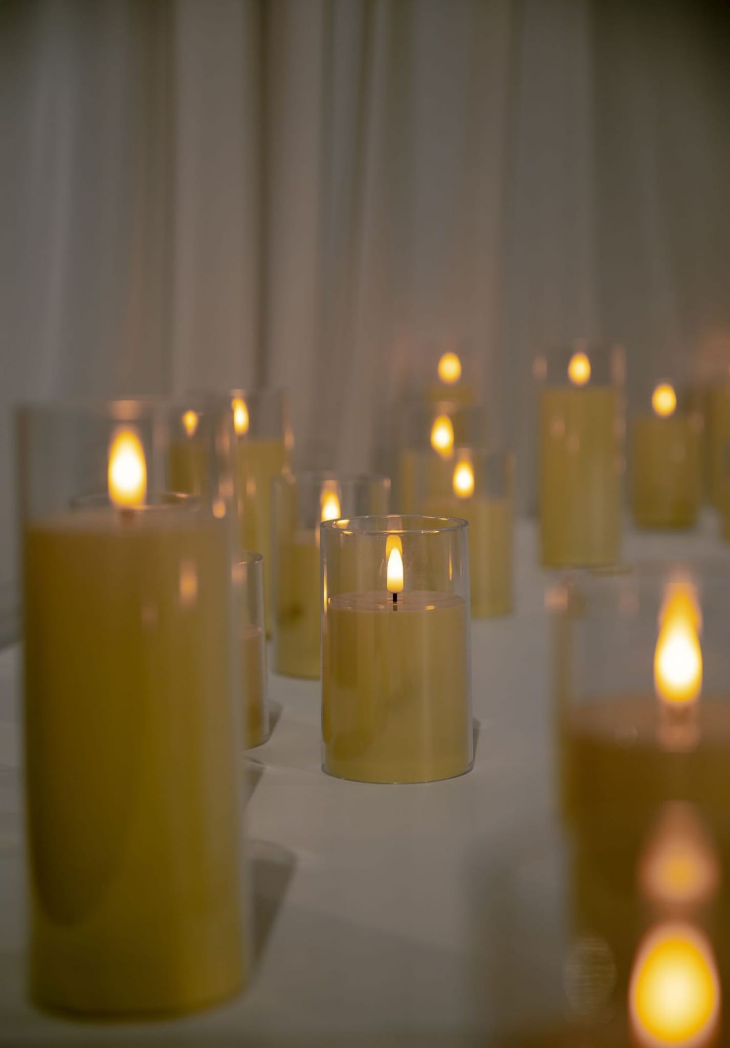 trang tri tiec cuoi floating to the heaven white wedding 120