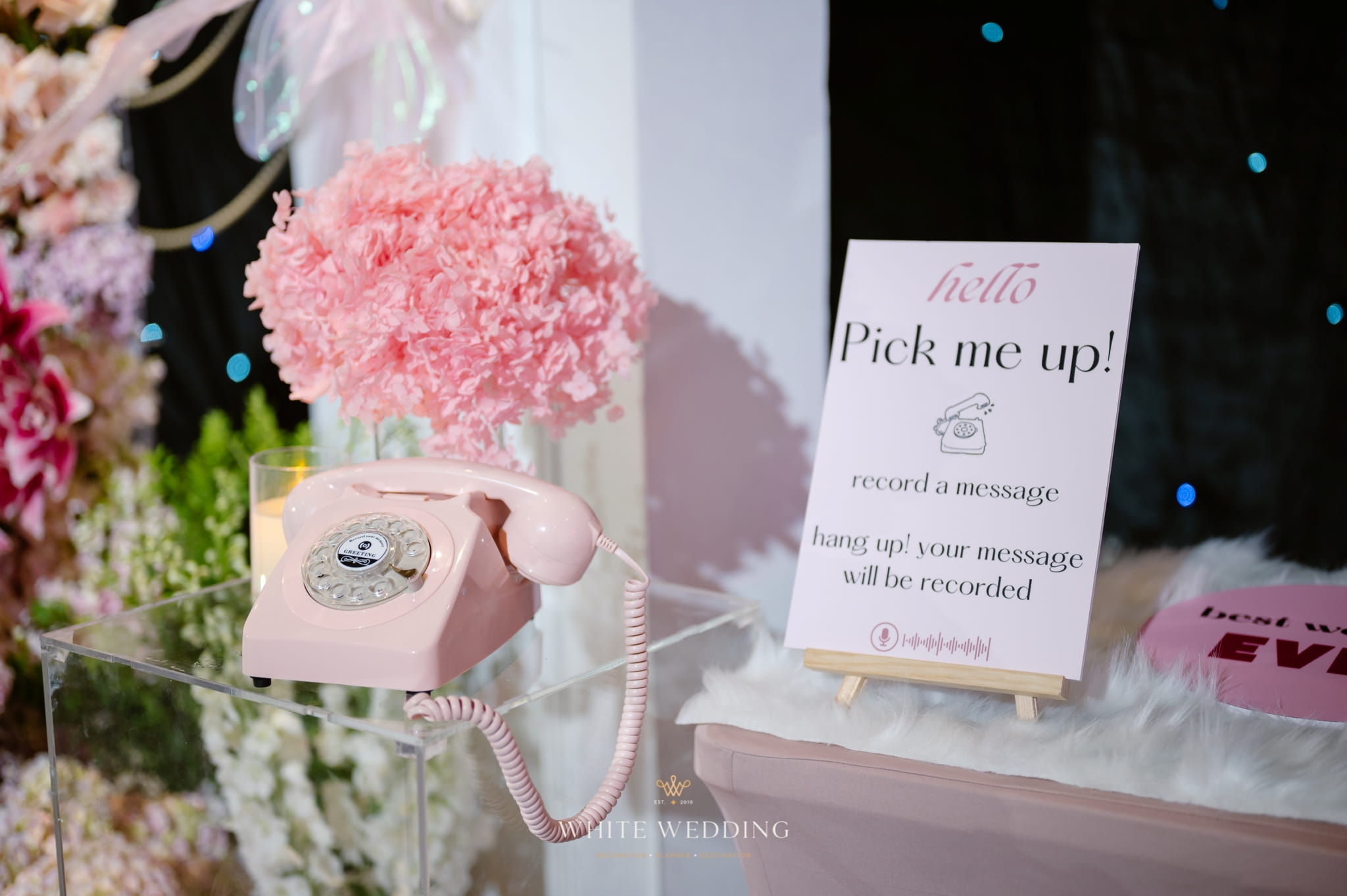 trang tri tiec cuoi floating to the heaven white wedding 25