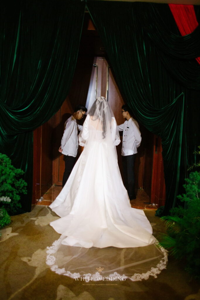 trang tri tiec cuoi indochine crystal white wedding 5 1