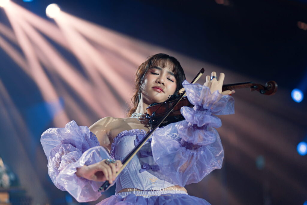 trang tri tiec cuoi indochine royale white wedding 21