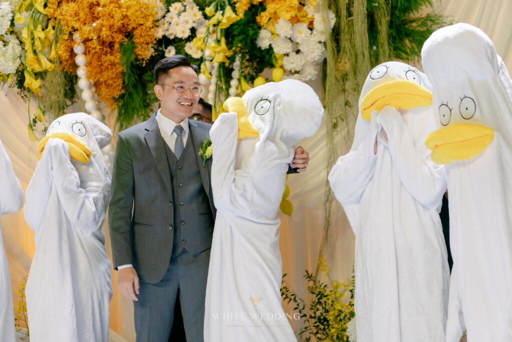 trang tri tiec cuoi ivory bloom white wedding 10 1