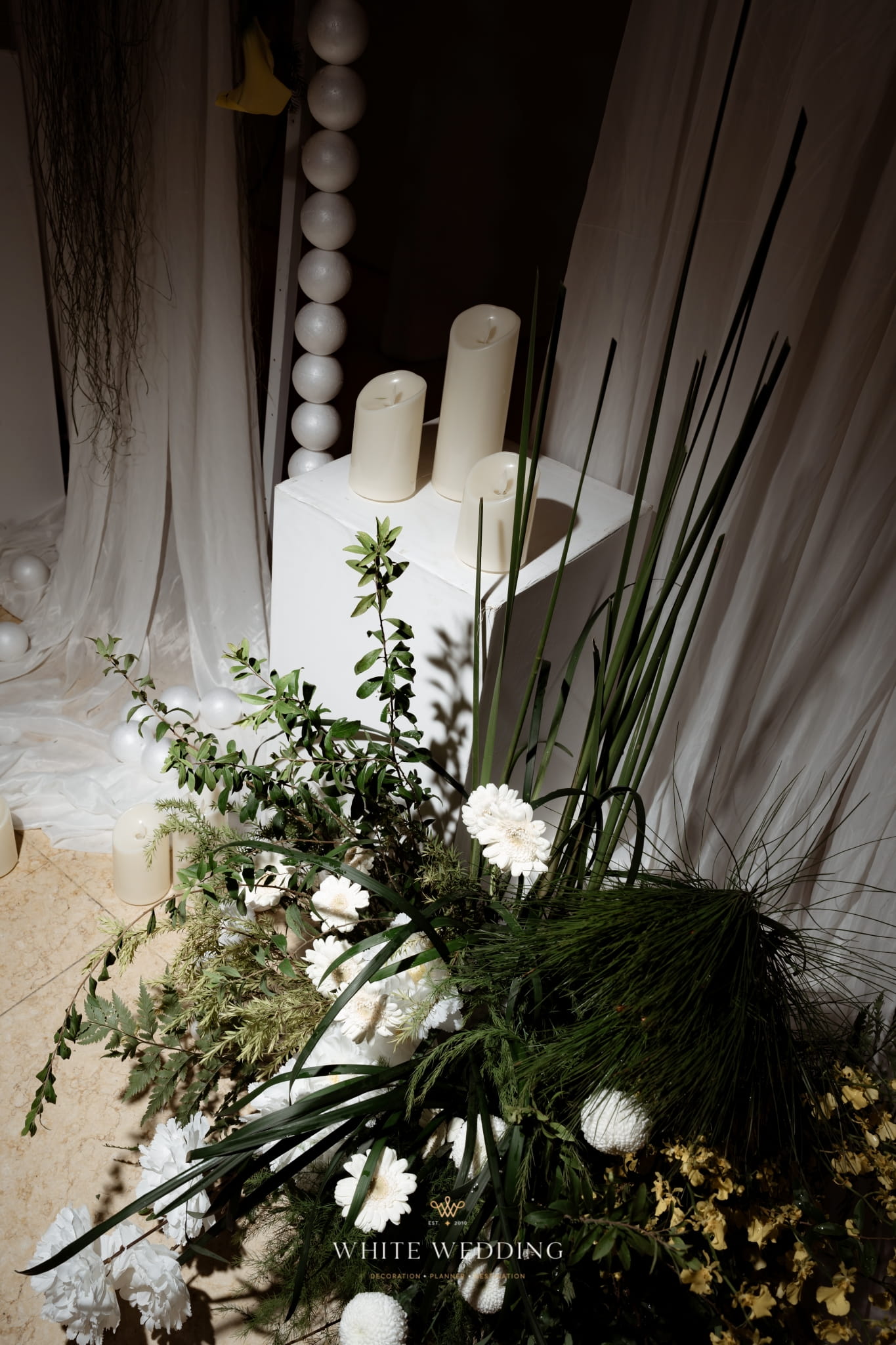 trang tri tiec cuoi ivory bloom white wedding 12 1