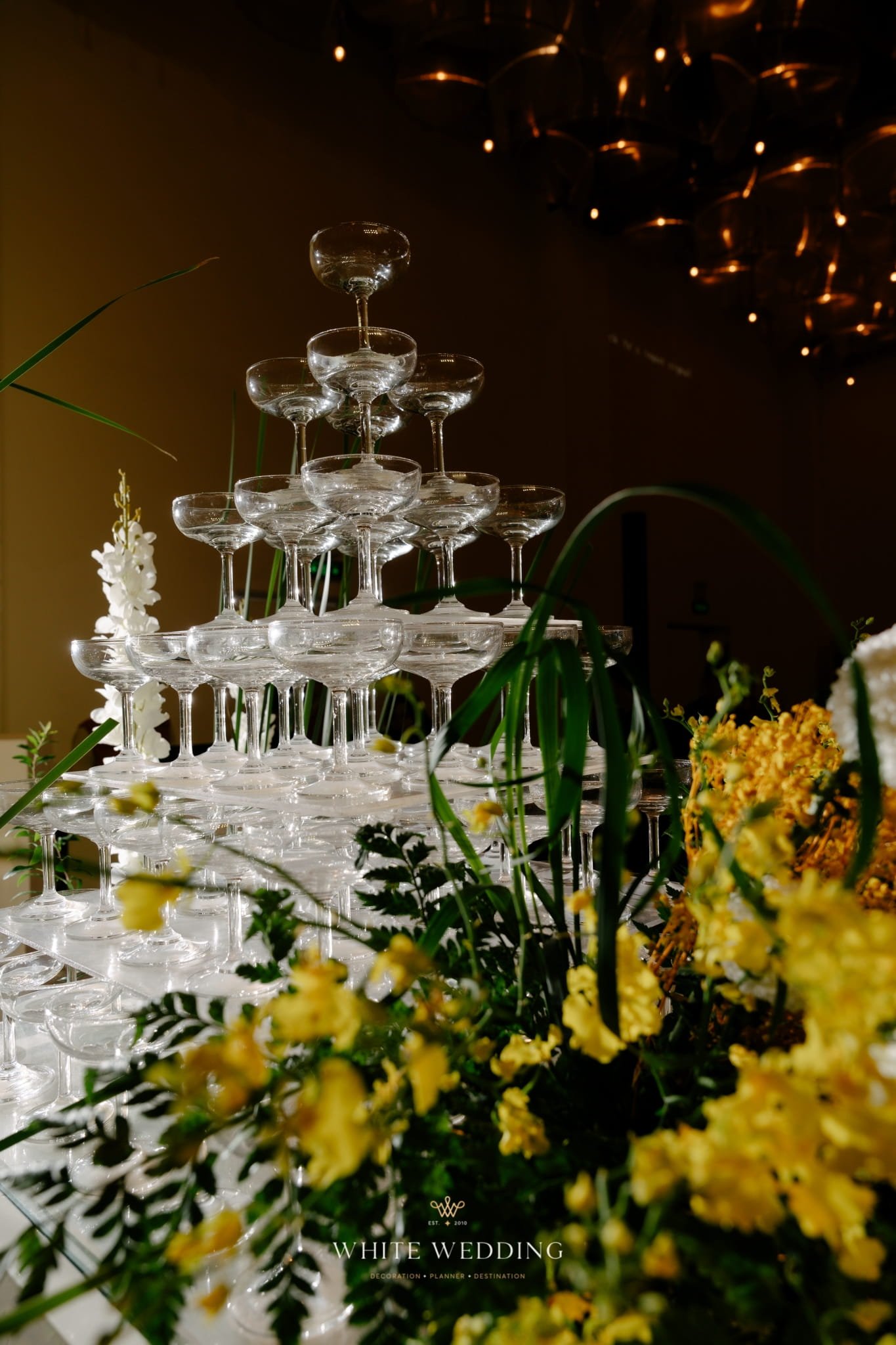 trang tri tiec cuoi ivory bloom white wedding 15 1