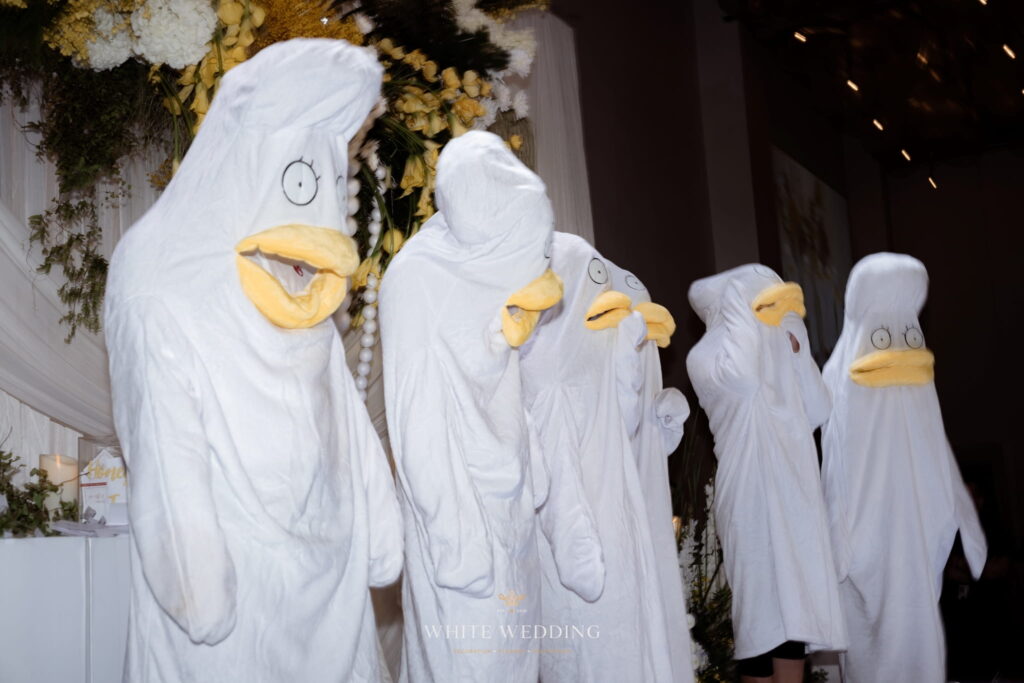 trang tri tiec cuoi ivory bloom white wedding 48 1