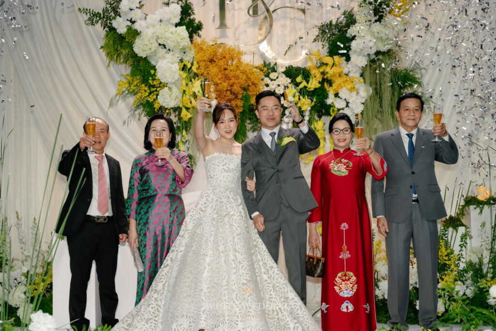 trang tri tiec cuoi ivory bloom white wedding 8 1