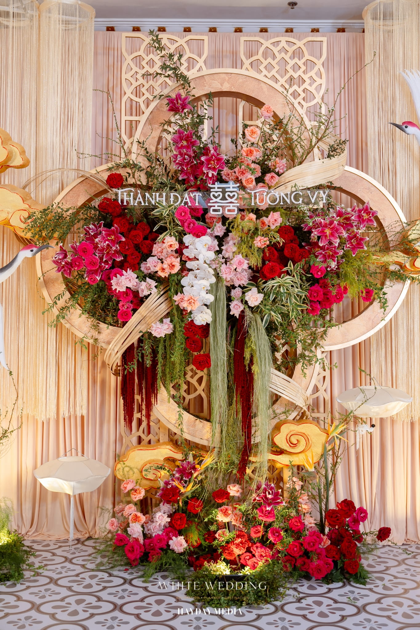 trang tri tiec cuoi ket duyen white wedding 3