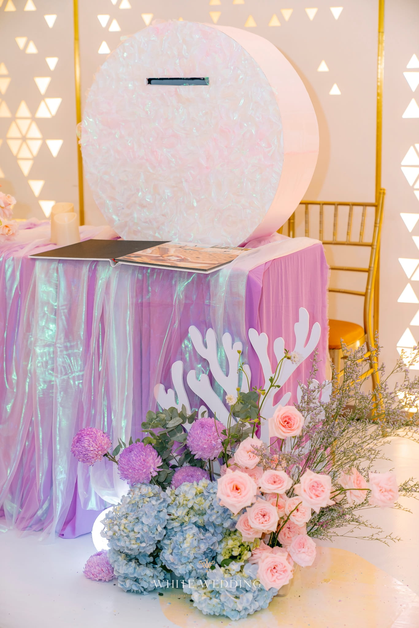 trang tri tiec cuoi little mermaid white wedding 19