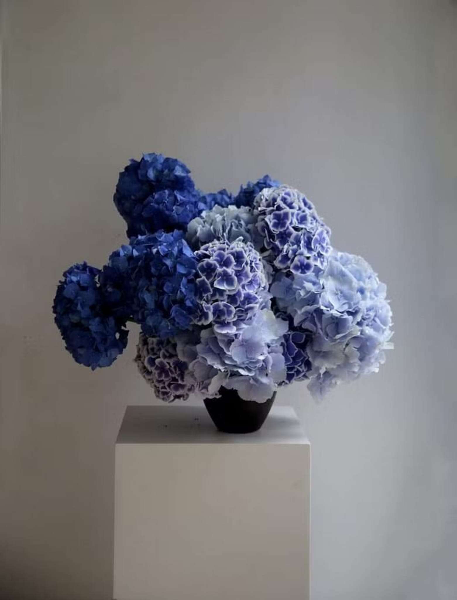 trang tri tiec cuoi love you at santorini white wedding 12 2