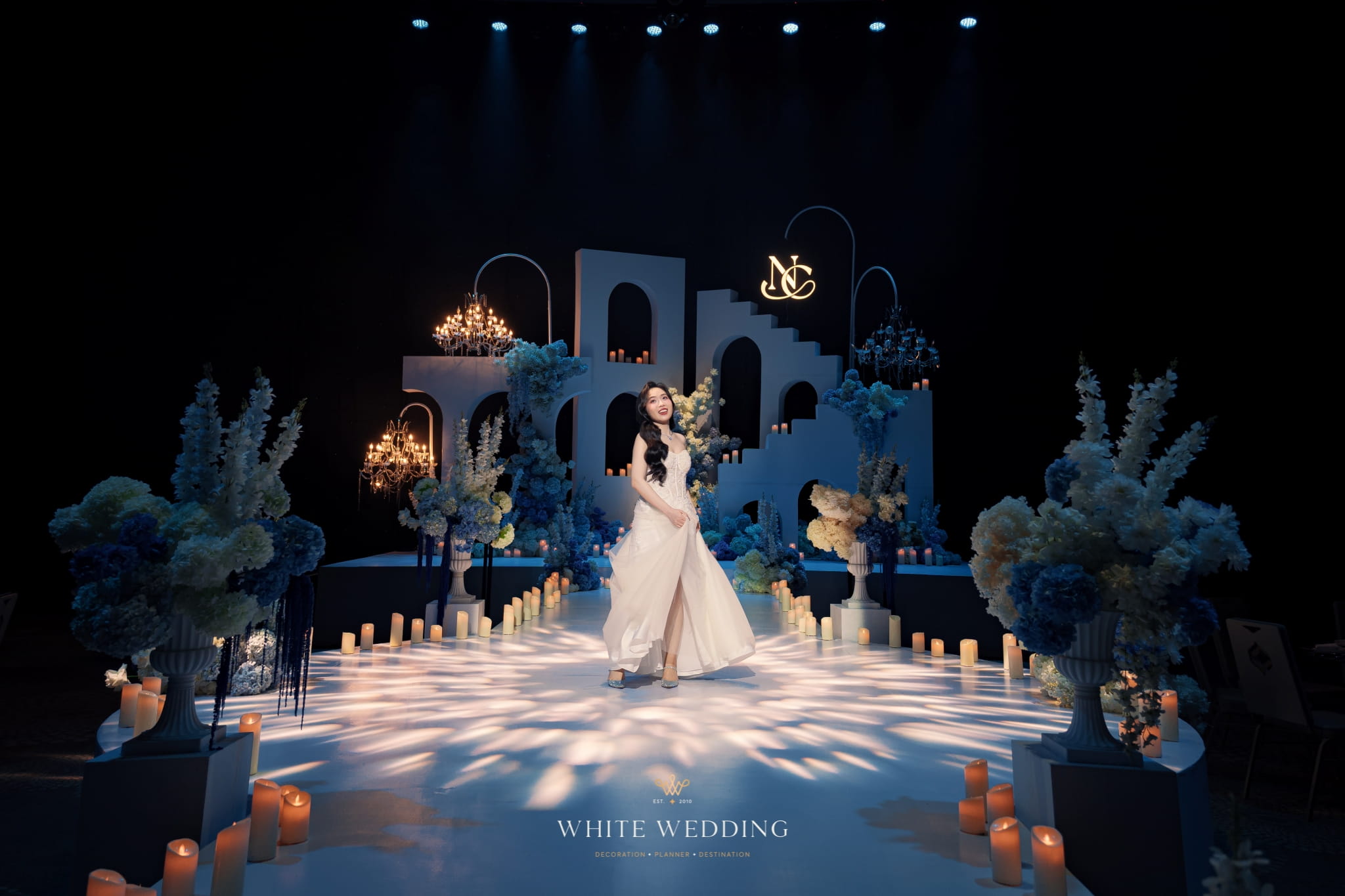 Trang trí cưới Santorini — White Wedding