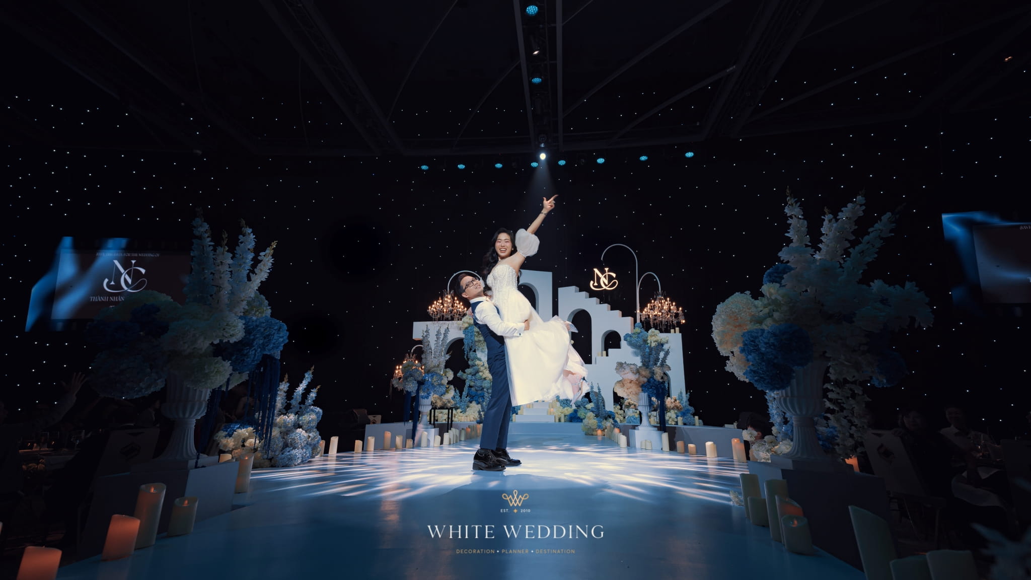 Wedding setup Santorini — White Wedding