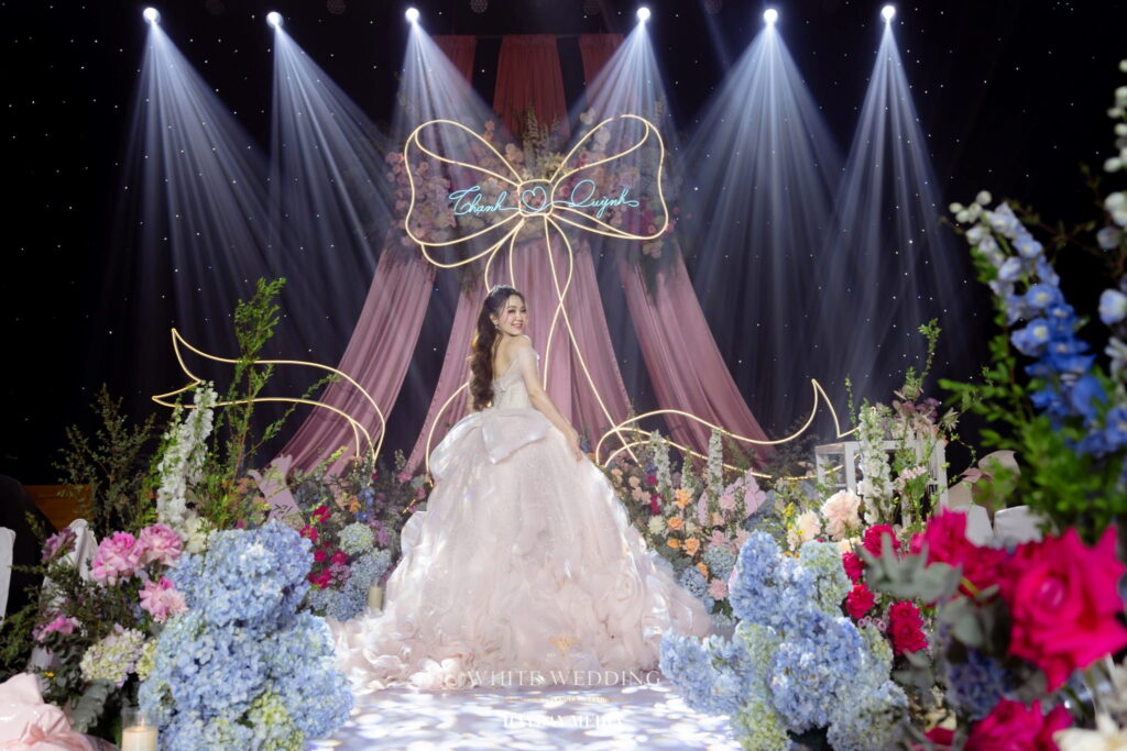 trang tri tiec cuoi no va meo white wedding 16 1