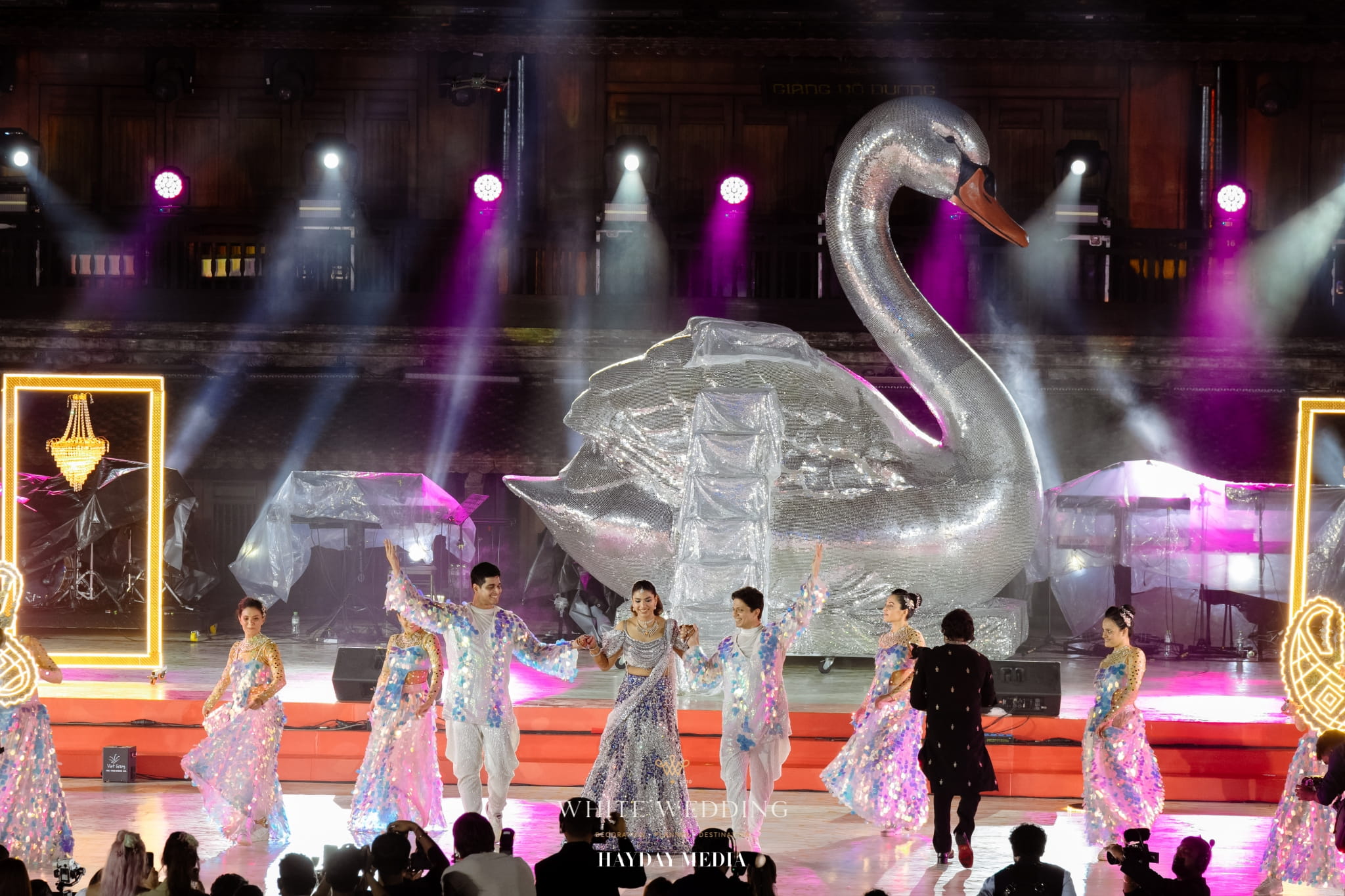Sắc màu vùng miền trong lễ Sangeet đám cưới Ấn Độ