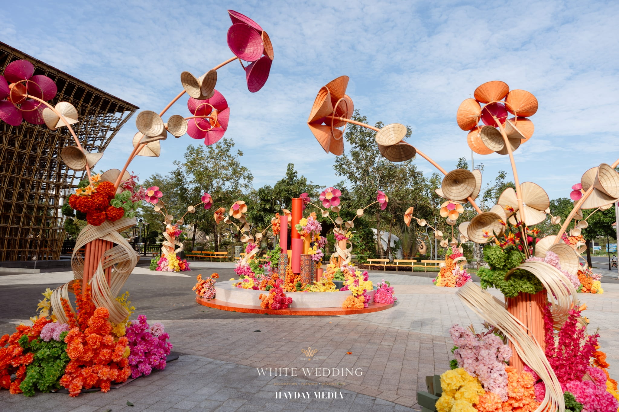 Tinh Hoa Việt Nam 62 trang tri tiec cuoi tinh hoa viet nam white wedding 2 3