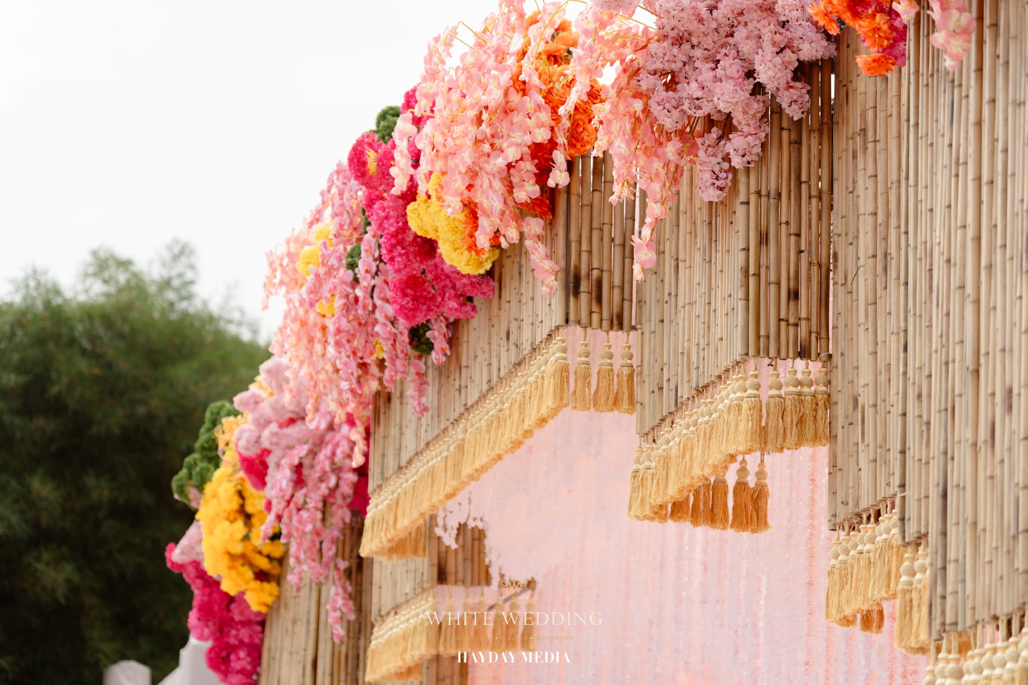 Tinh Hoa Việt Nam 53 trang tri tiec cuoi tinh hoa viet nam white wedding 38 1