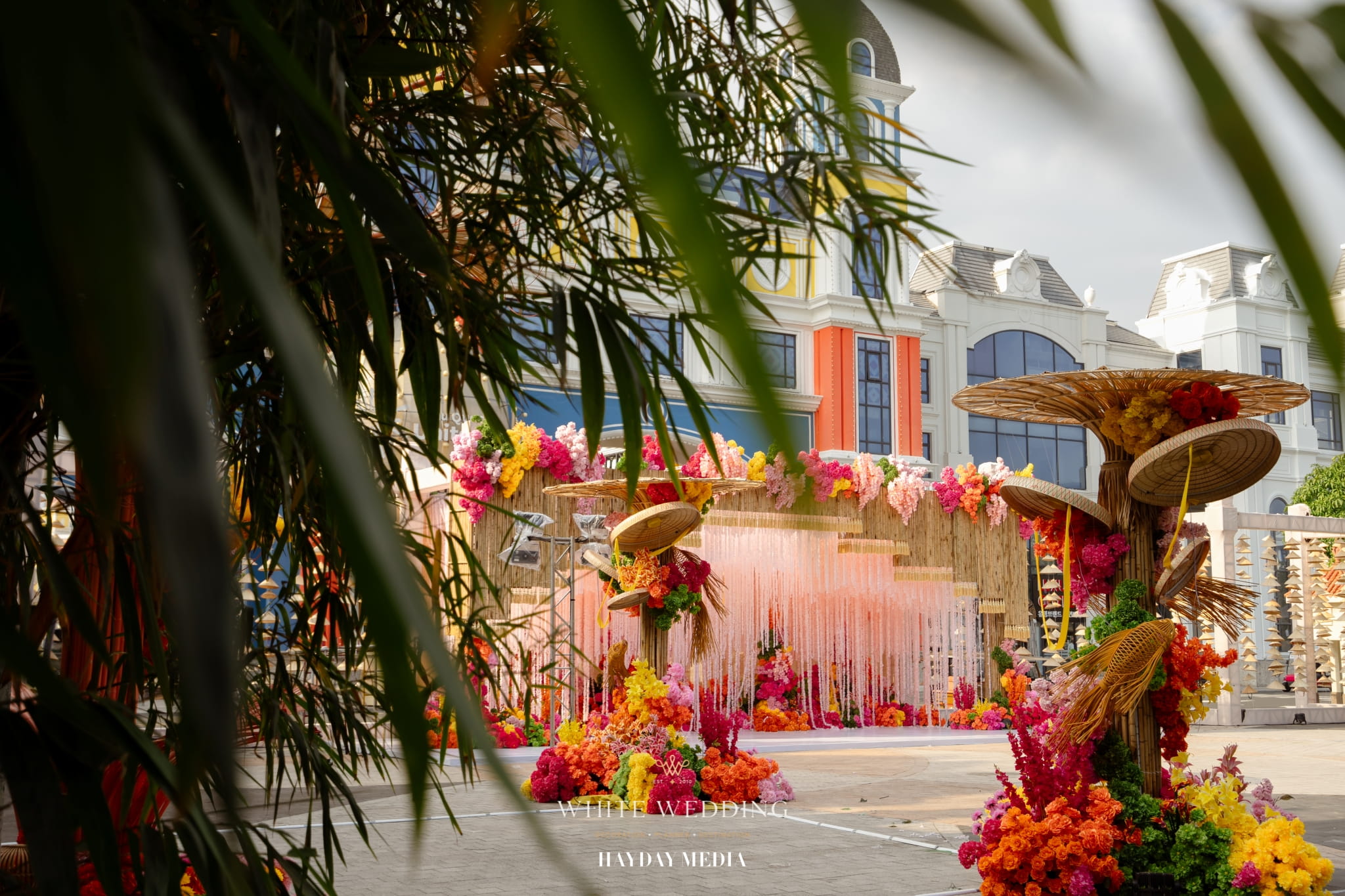 Tinh Hoa Việt Nam 49 trang tri tiec cuoi tinh hoa viet nam white wedding 39