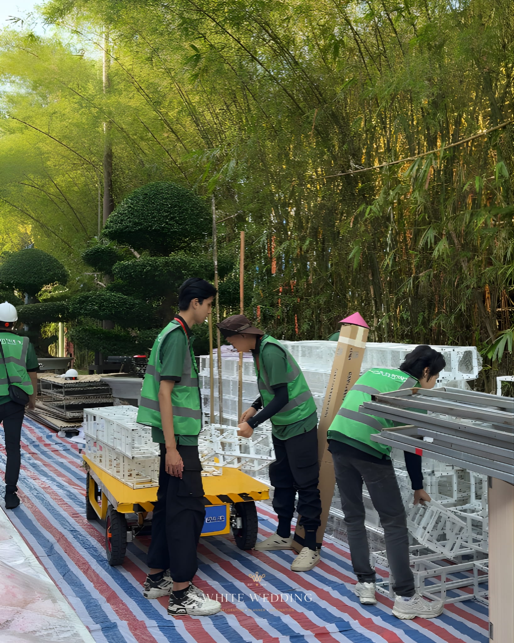 Tinh Hoa Việt Nam 25 trang tri tiec cuoi tinh hoa viet nam white wedding 4 1