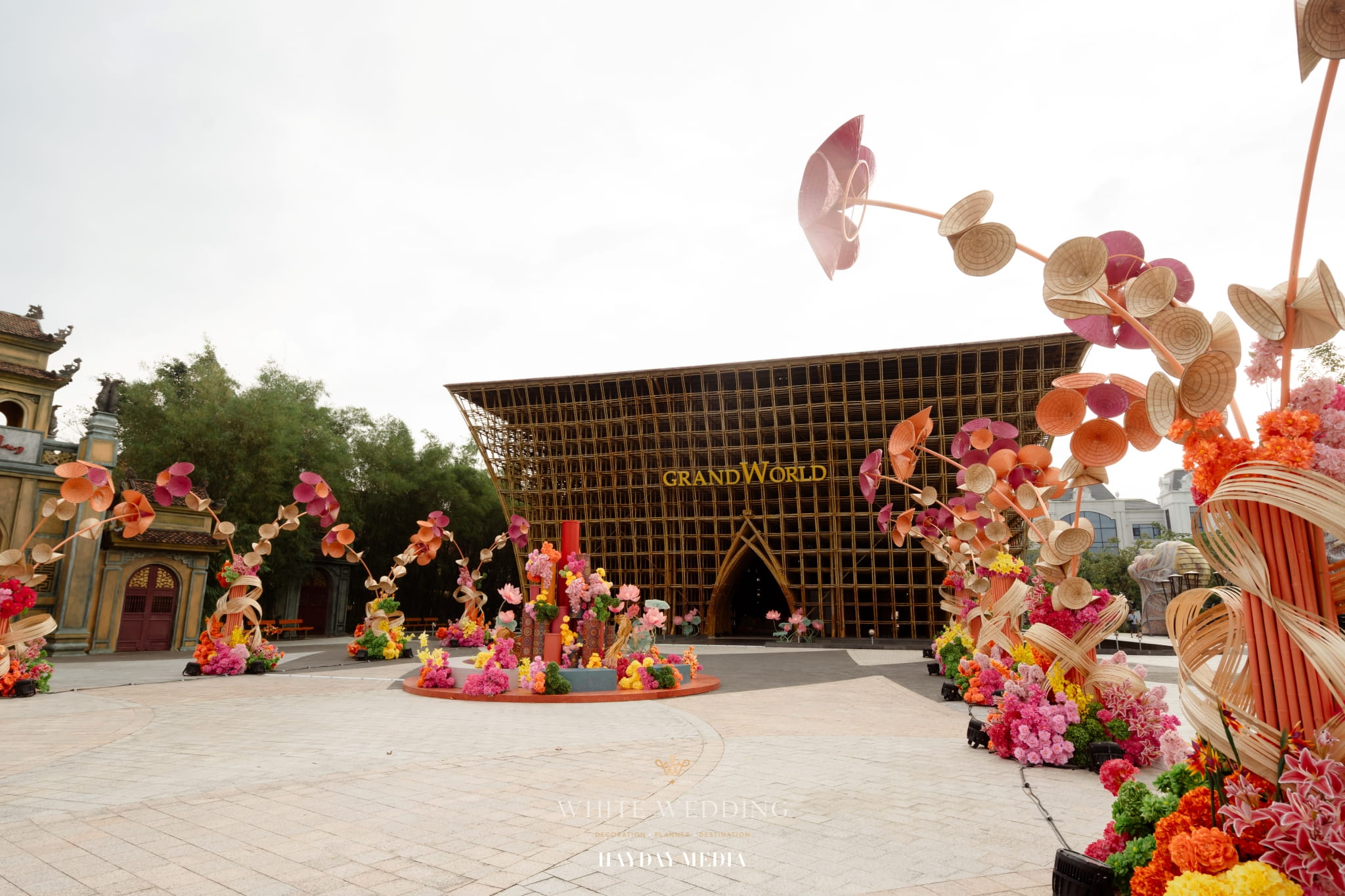 Tinh Hoa Việt Nam 61 trang tri tiec cuoi tinh hoa viet nam white wedding 80 1