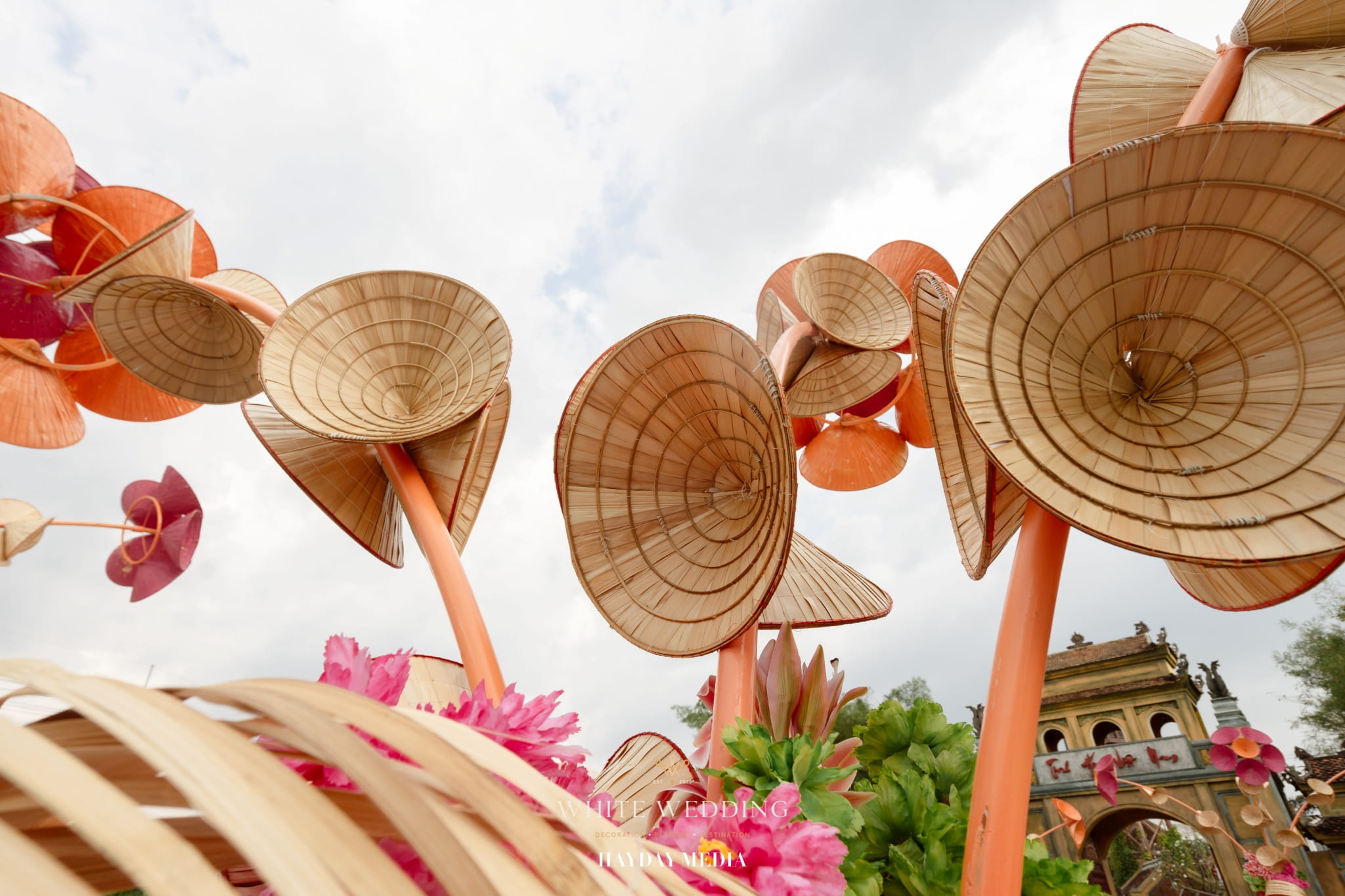 Tinh Hoa Việt Nam 68 trang tri tiec cuoi tinh hoa viet nam white wedding 88 1