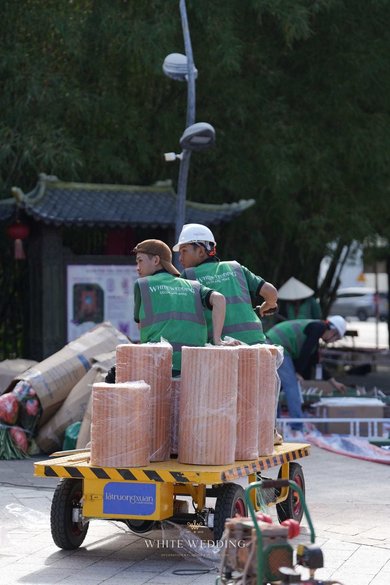 Tinh Hoa Việt Nam 29 trang tri tiec cuoi tinh hoa viet nam white wedding 9 1