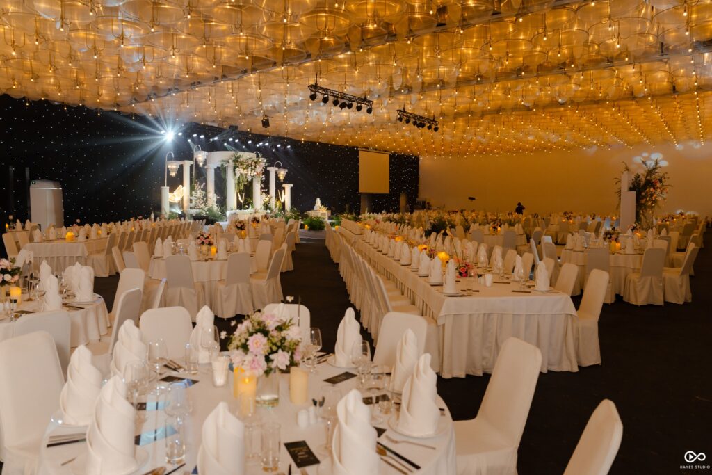 Top 9 Nhà Hàng Tiệc Cưới Sang Trọng TPHCM 2026: Review Chi Tiết 28 white palace nha hang tiec cuoi 6