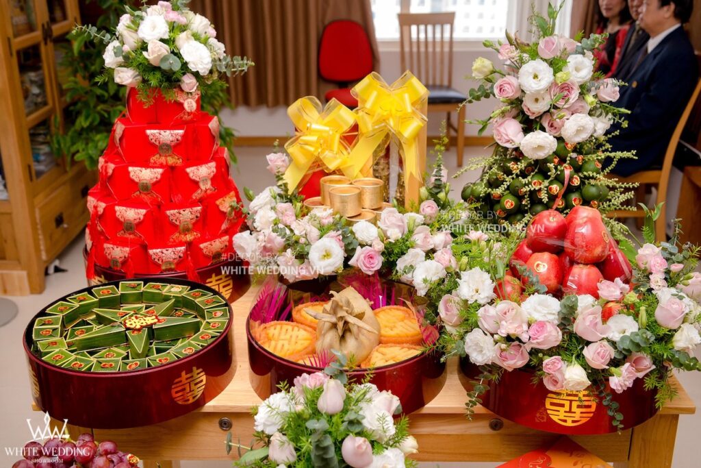 phong tuc cuoi mam qua cuoi