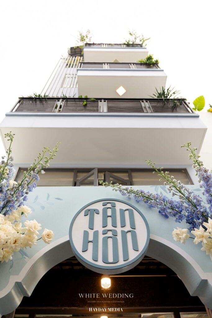 trang tri le gia tien blue rhythm white wedding 12