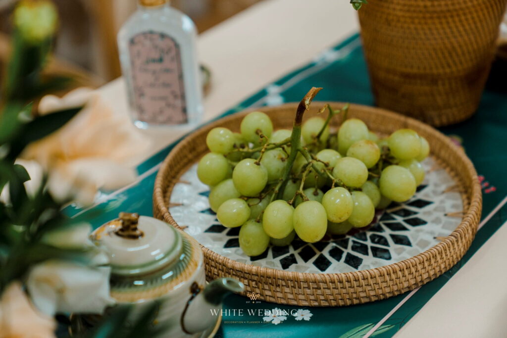 trang tri le gia tien the emerald white wedding 15