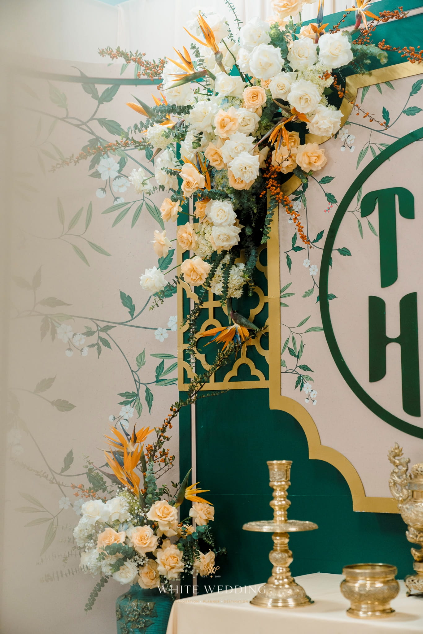 trang tri le gia tien the emerald white wedding 3