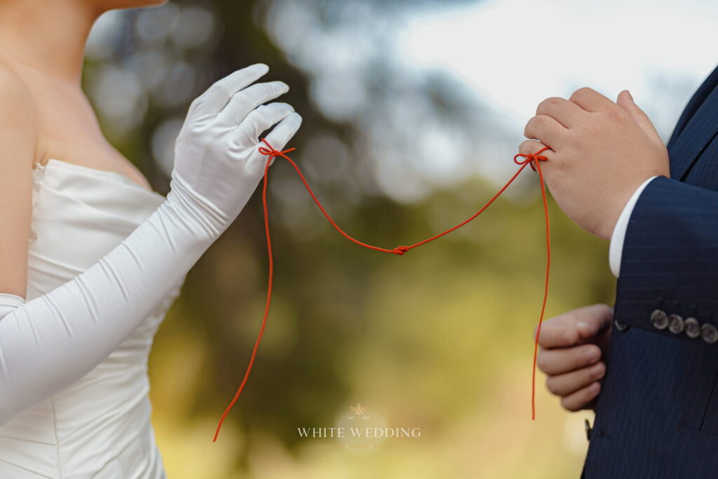 trang tri le vows tri a love intertwined white wedding 47