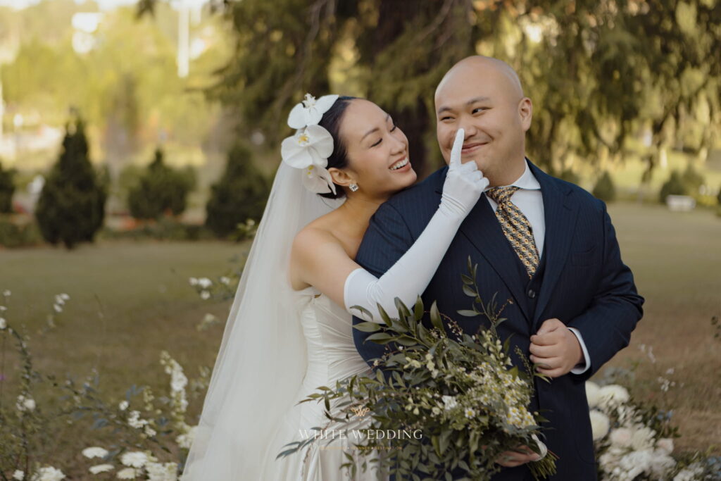 trang tri le vows tri a love intertwined white wedding 57