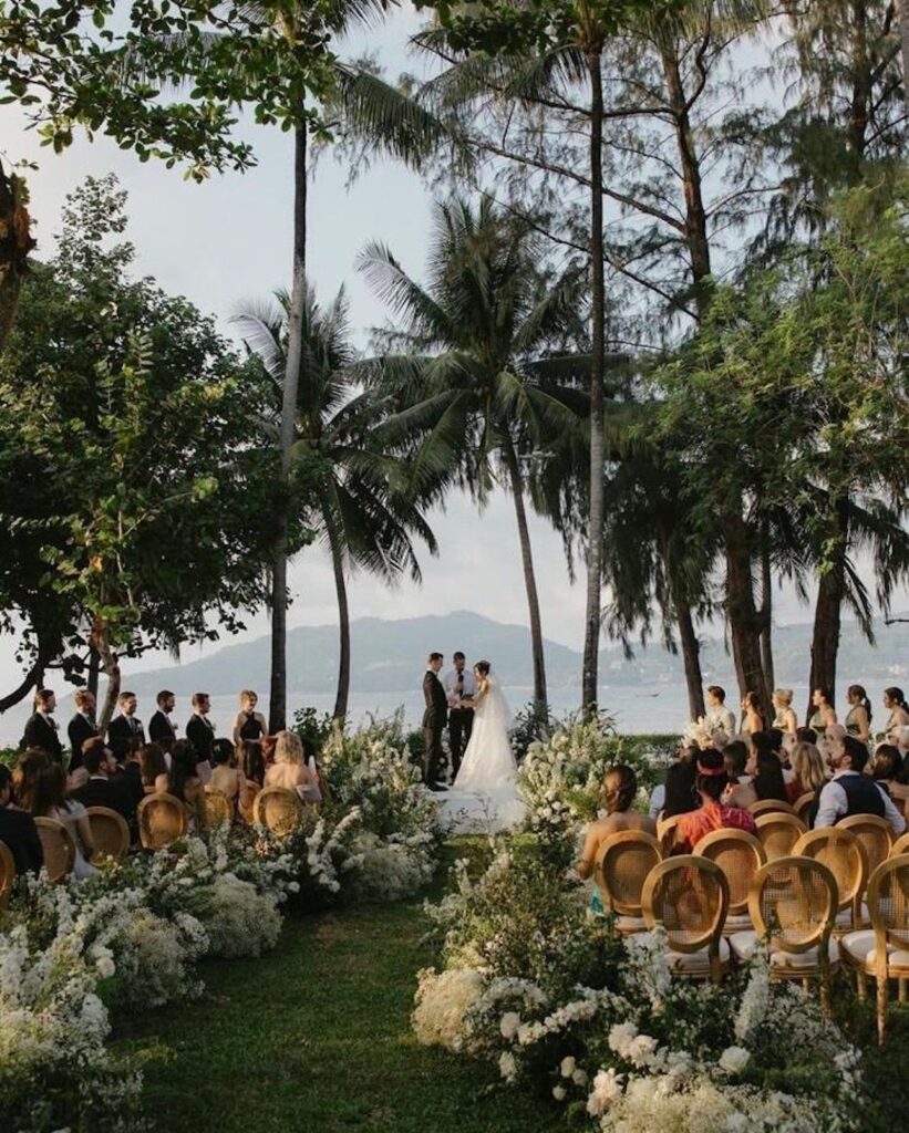 Trang trí tiệc cưới ngoài trời: Checklist và ý tưởng từ A–Z 9 trang tri tiec cuoi ngoai troi